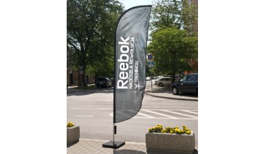 Winder z logo Reebok